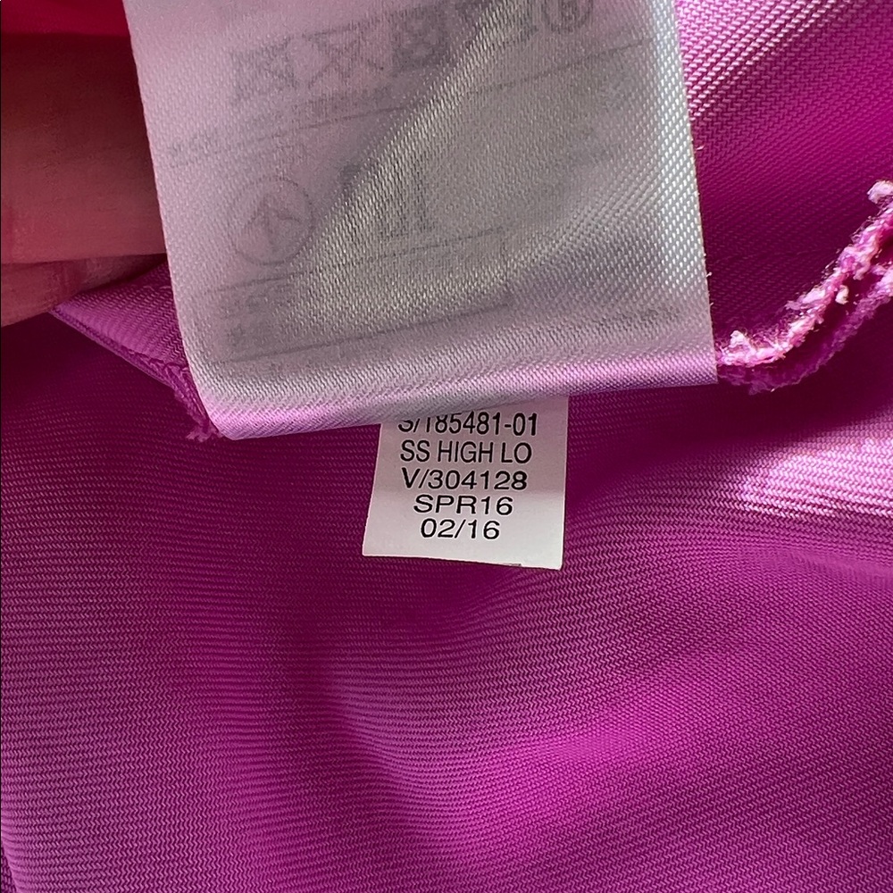 Banana Republic purple magenta pleated crepe blouse split V-neck cap sleeves S - Picture 9 of 11